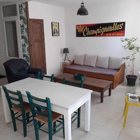 Grand T3 Calme Et Lumineux 4-6 Personnes Villa Moux Exterior photo