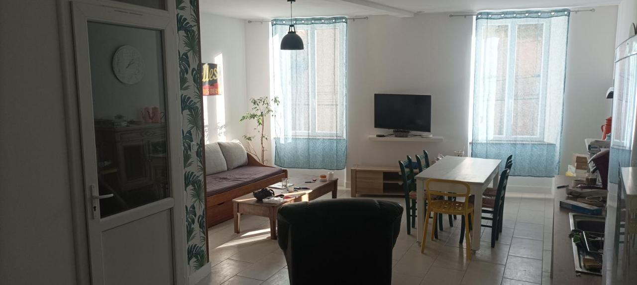 Grand T3 Calme Et Lumineux 4-6 Personnes Villa Moux Exterior photo